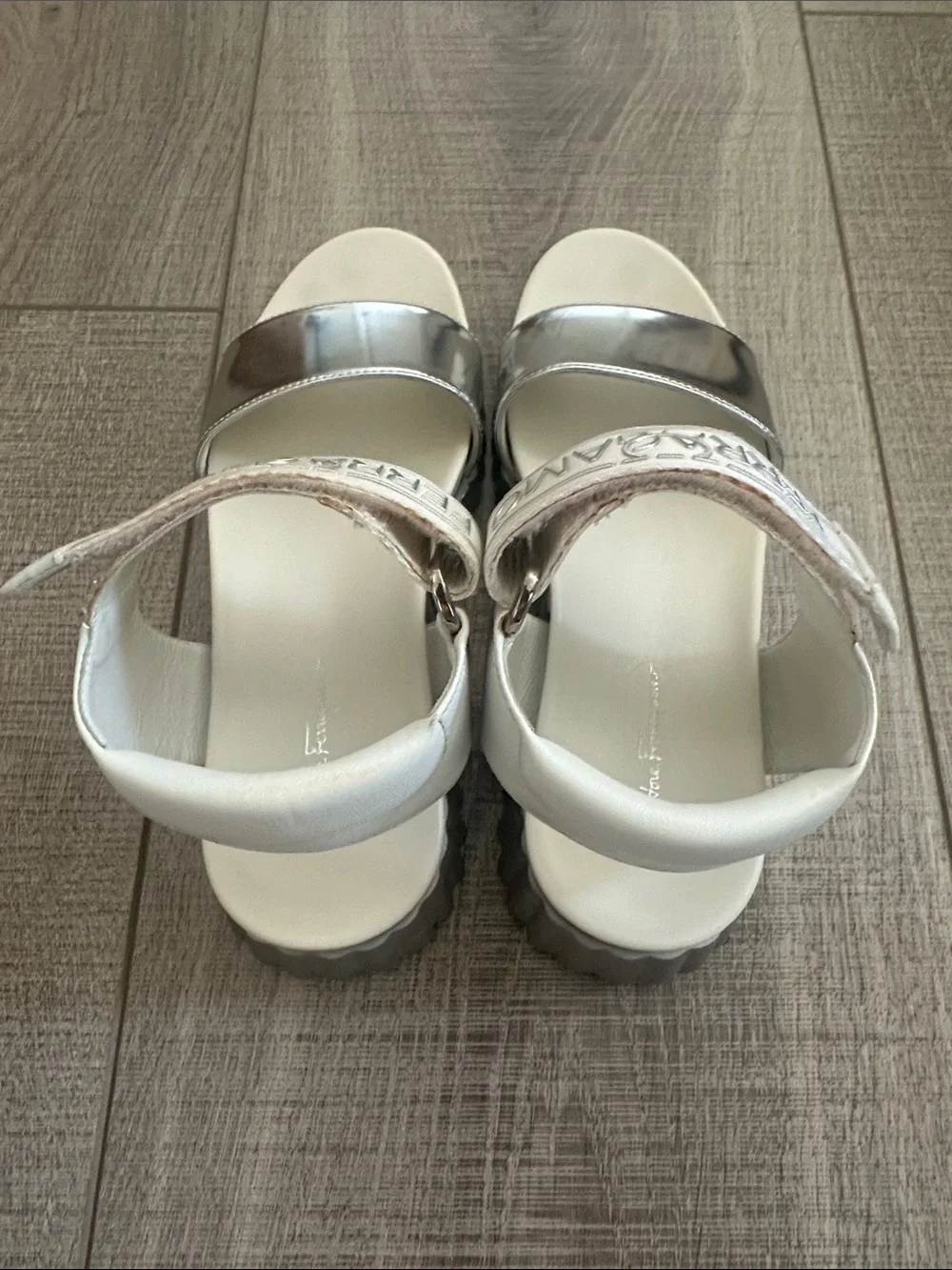Salvatore Ferragamo Sabaudia Sandal in Argento Mirrored Leather Size 5